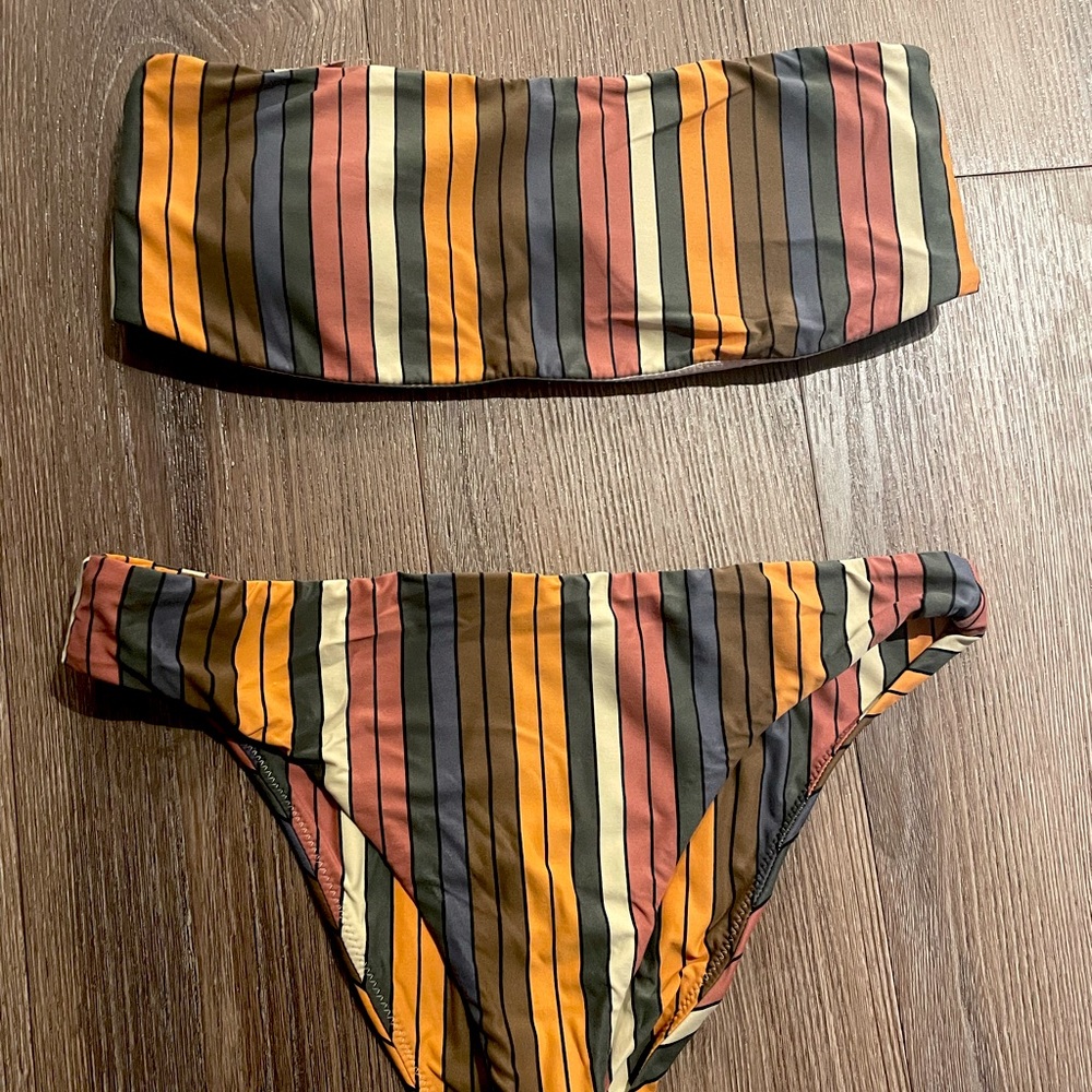 O’Neill Bikini - Size Small